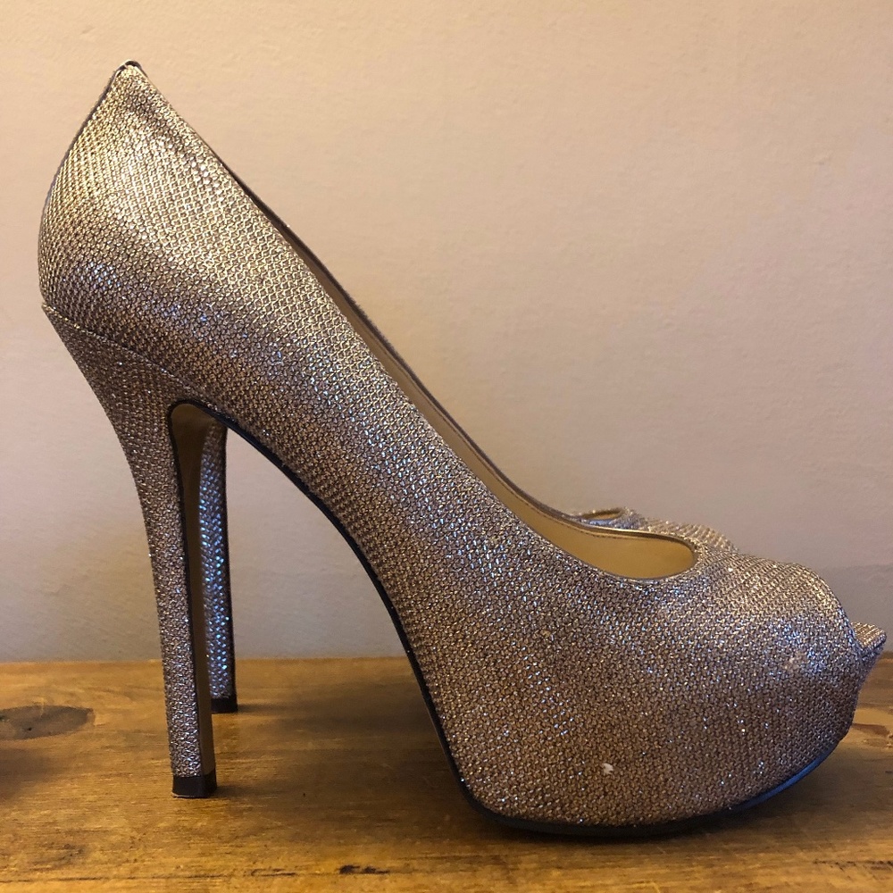 Women's Platform Pump - image 1
